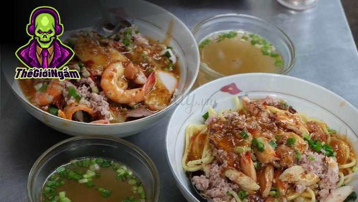 Tận Hưởng Hương Vị Hủ Tiếu Miền Tây